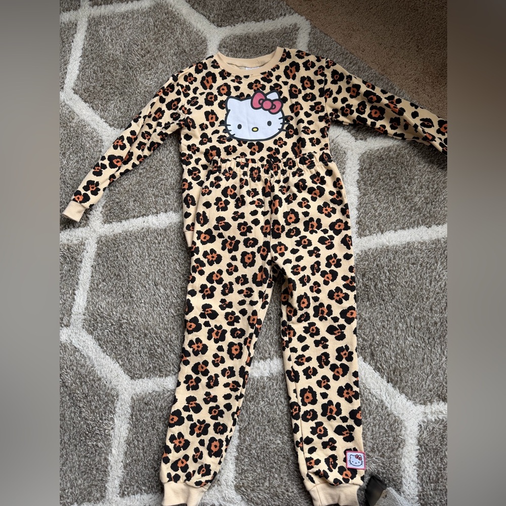 Hello Kitty Beige and Black Leopard Print Set Girls Size 7